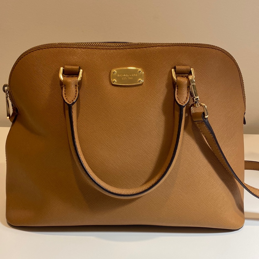 Michael Kors Purse!!